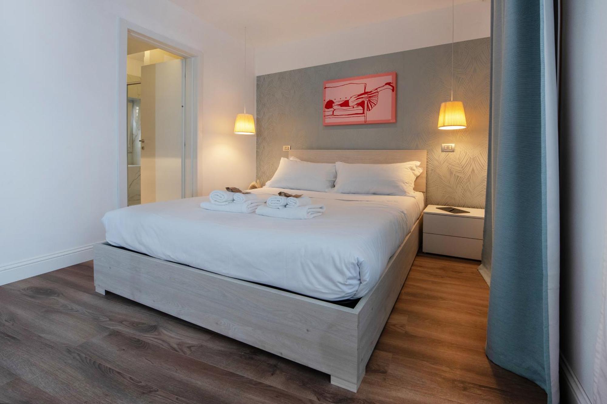 Colosseum View Accomodation Рим Екстериор снимка
