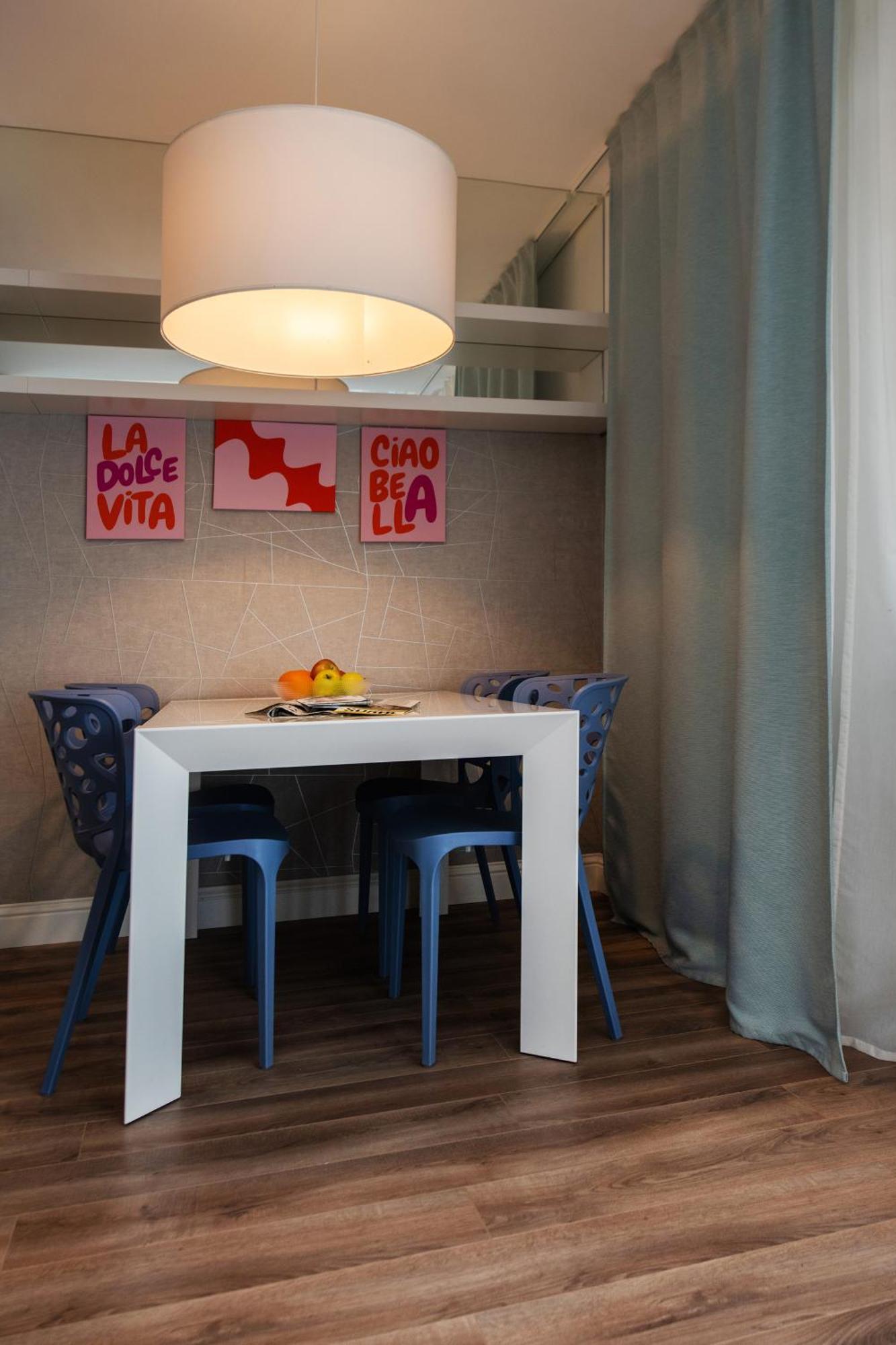 Colosseum View Accomodation Рим Екстериор снимка