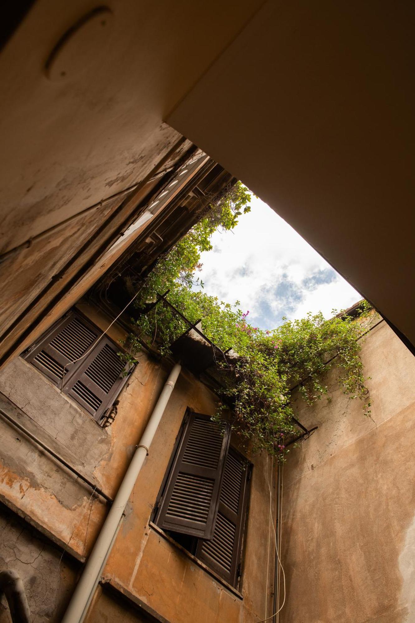 Colosseum View Accomodation Рим Екстериор снимка